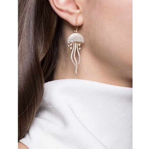 APM 2020 ÉTÉ Collection Jellyfish Asymmetrical Earrings - Picture 3 of 4